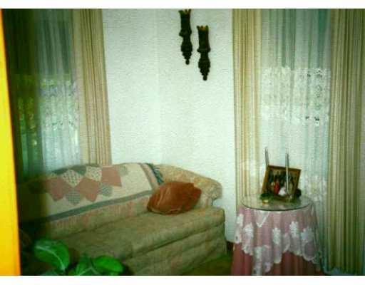 1426 Evelyn Road Baldwin, PA 15227 - Photo 6 of 8 Den/Family/Great Room.