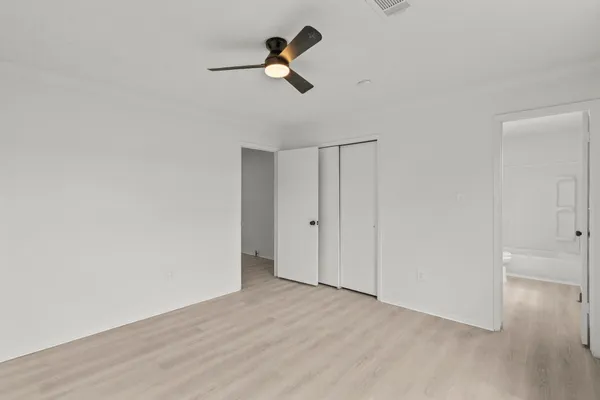$249,999 | 19139 County Road 927A, Alvin, TX 77511
