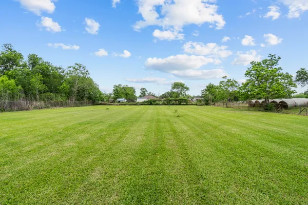 $249,999 | 19139 County Road 927A, Alvin, TX 77511