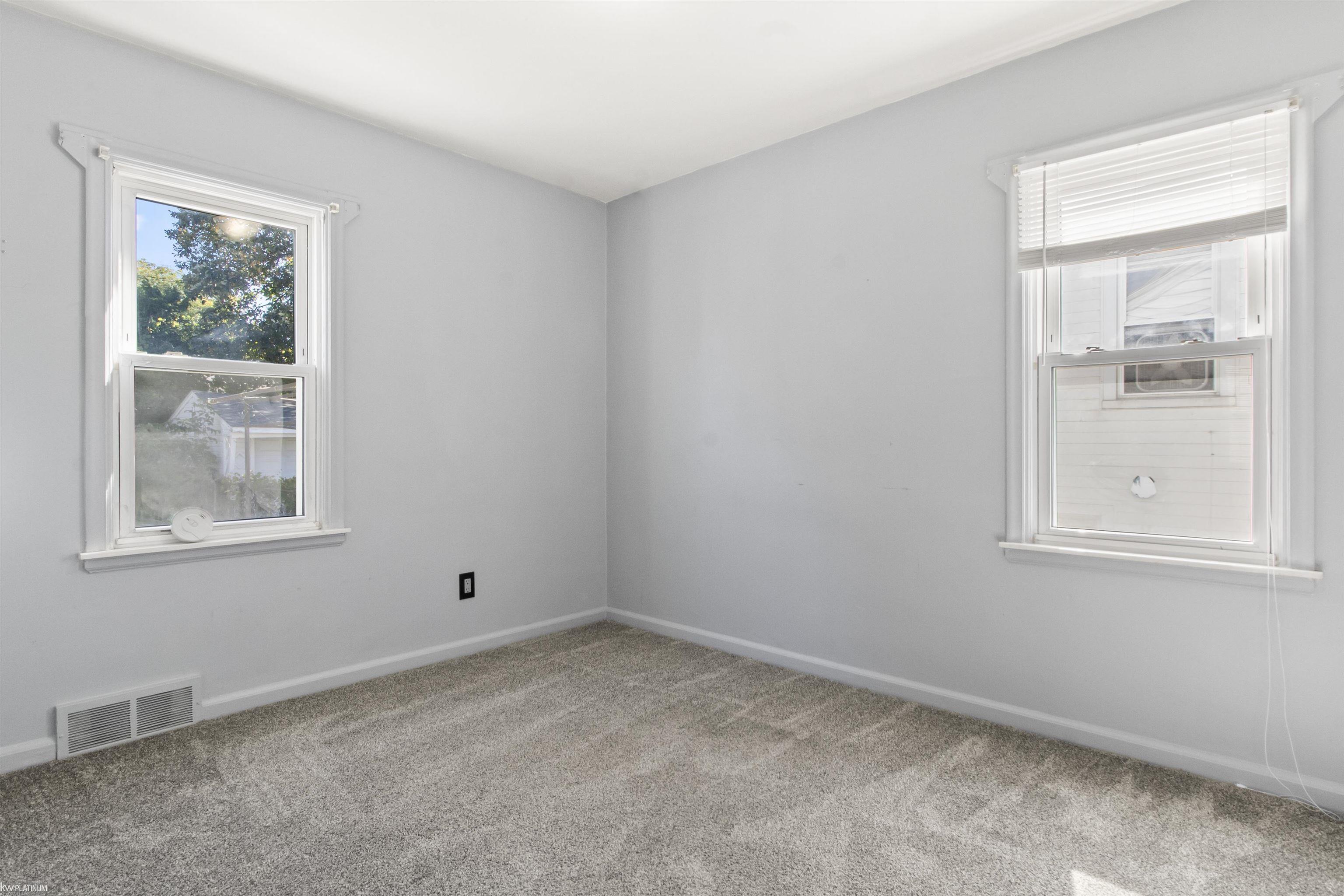 22062 Rausch Avenue Eastpointe, MI 48021 - Photo 14 of 23