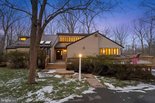 $819,900 | 3904 Log Trail Way, Reisterstown, MD 21136