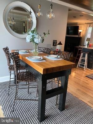 122 Washington Road Edgewater, MD 21037 - Photo 8 of 26 Dinette