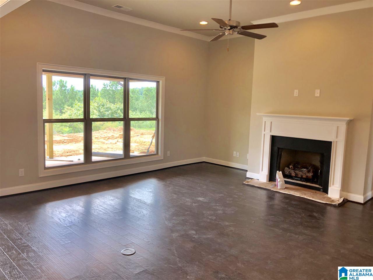 411 Oxford Way Pelham, AL 35124 - Photo 9 of 32
