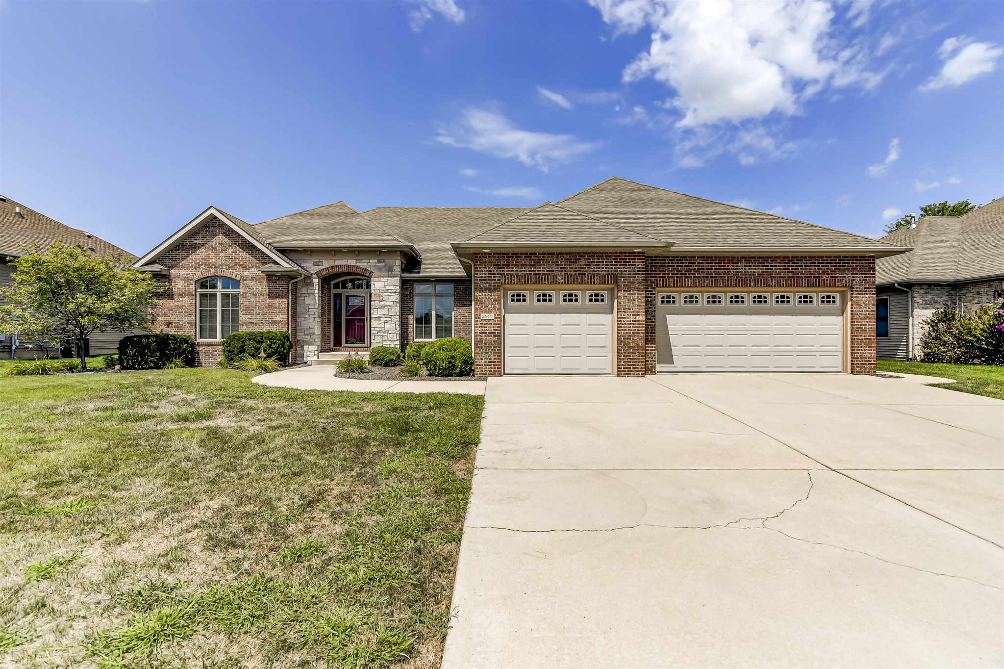 2613 Killarney Road Springfield, IL 62711 - Photo 1 of 47