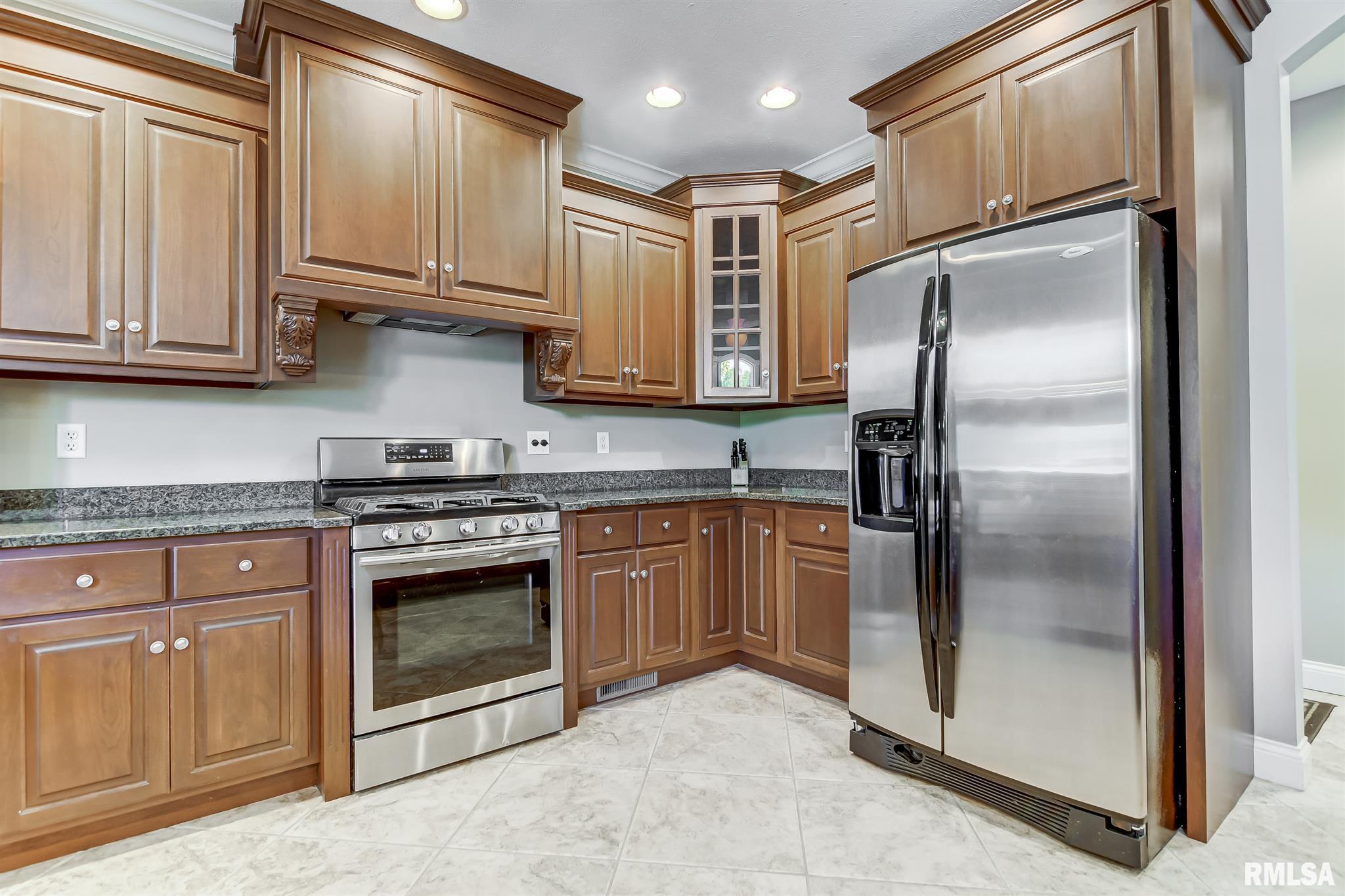2613 Killarney Road Springfield, IL 62711 - Photo 16 of 47