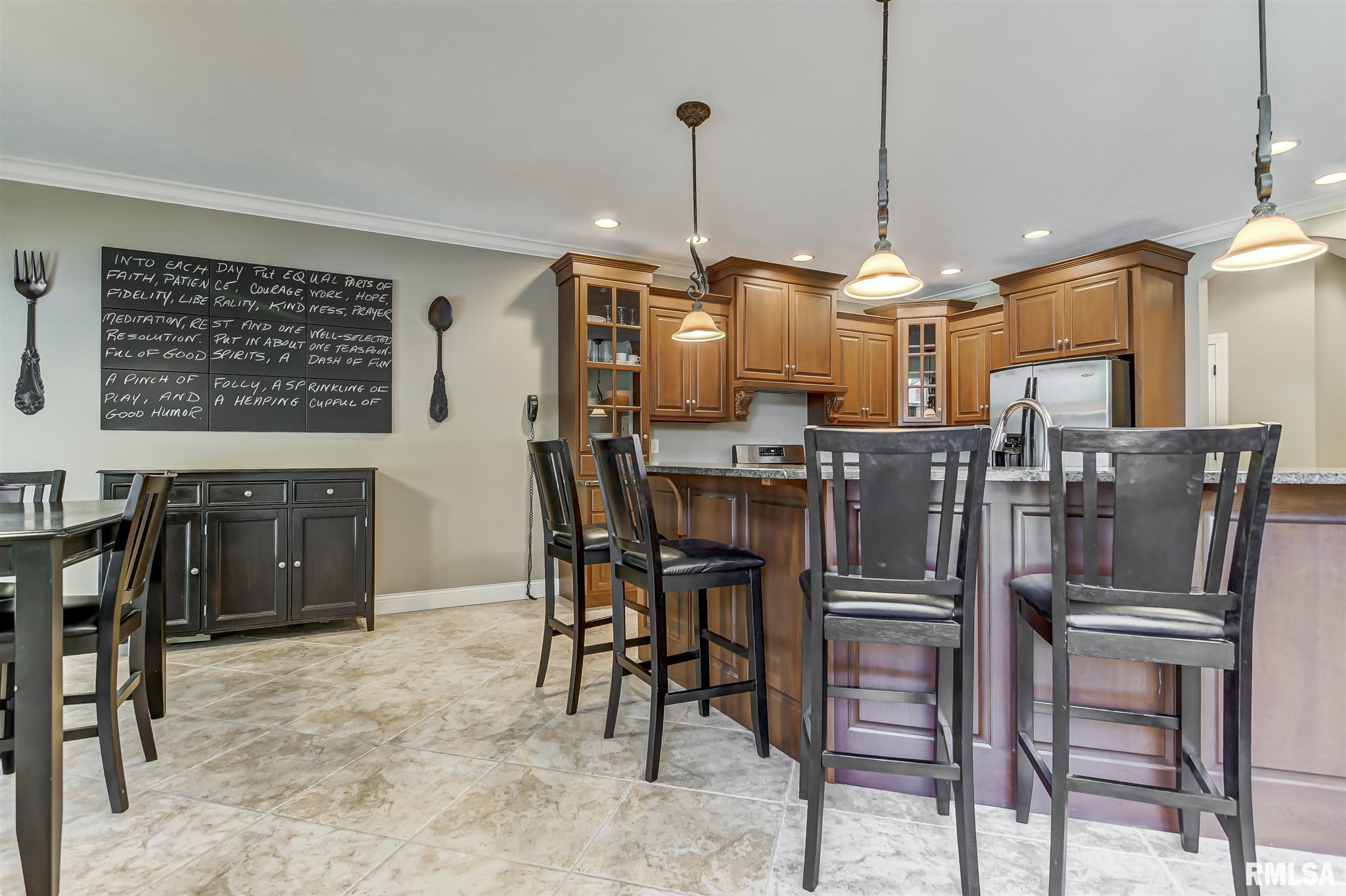 2613 Killarney Road Springfield, IL 62711 - Photo 18 of 47