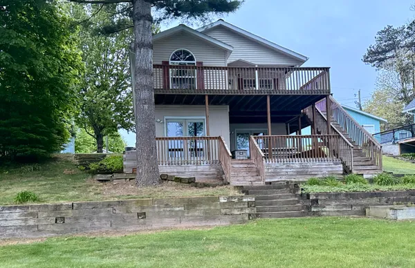 $465,000 | 2055 White Birch Drive, Mears, MI 49436