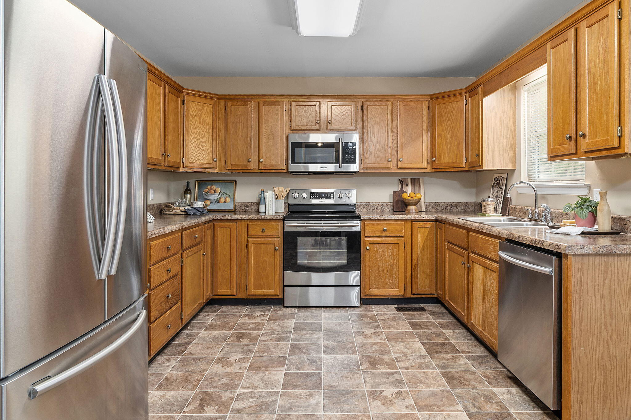 1704 North Concord Road Chattanooga, TN 37421 - Photo 12 of 39 Kitchen