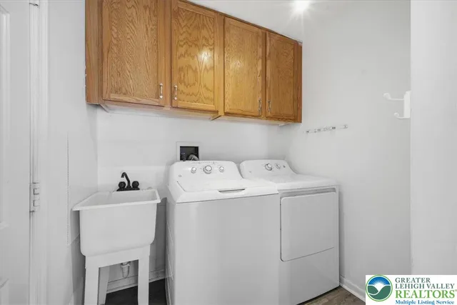 $679,900 | 2301 Goldenrod Drive, Lower Macungie Township, PA 18062