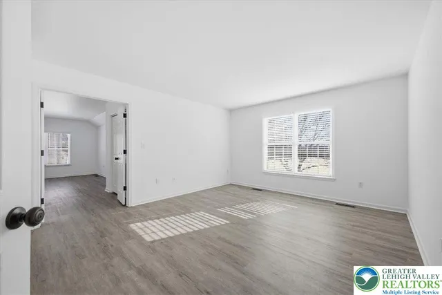 $679,900 | 2301 Goldenrod Drive, Lower Macungie Township, PA 18062