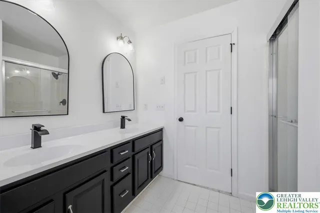 $679,900 | 2301 Goldenrod Drive, Lower Macungie Township, PA 18062