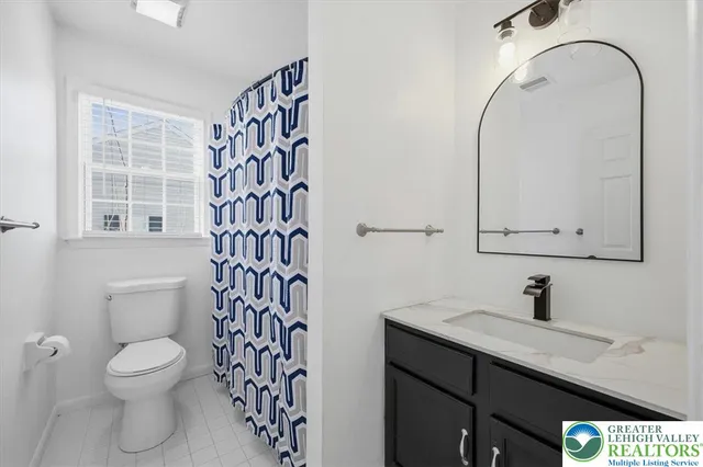 $679,900 | 2301 Goldenrod Drive, Lower Macungie Township, PA 18062