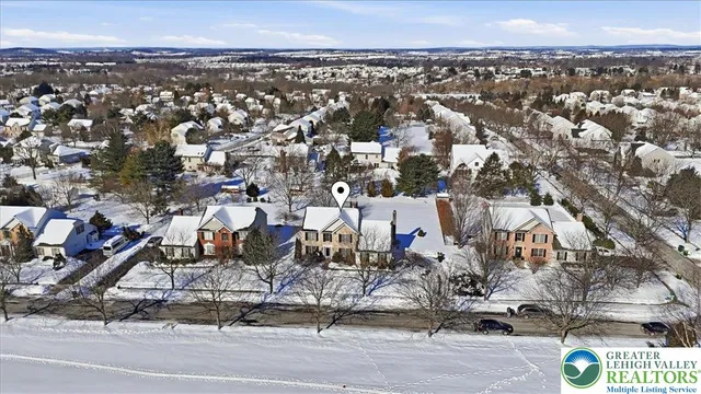 $679,900 | 2301 Goldenrod Drive, Lower Macungie Township, PA 18062