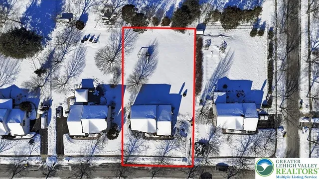 $679,900 | 2301 Goldenrod Drive, Lower Macungie Township, PA 18062