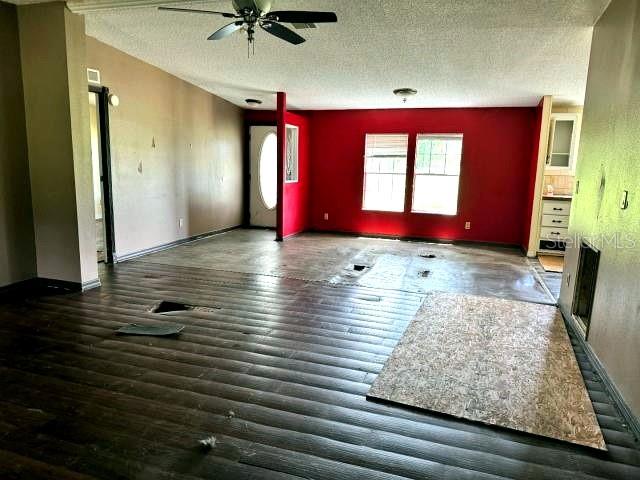 5411 Pless Road Plant City, FL 33565 - Photo 10 of 47