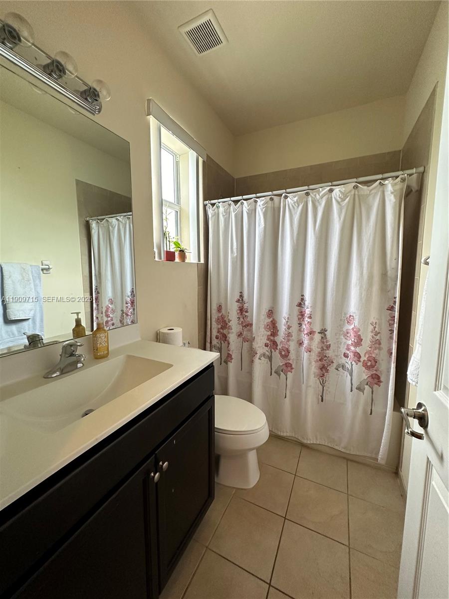 133 Southeast 28th Terrace, Unit 8 Homestead, FL 33033 - Photo 25 of 53