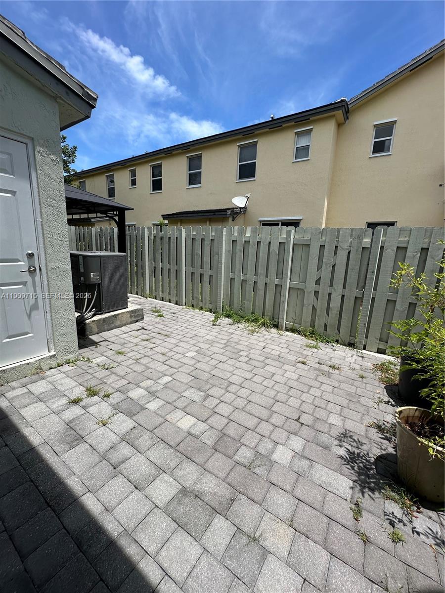 133 Southeast 28th Terrace, Unit 8 Homestead, FL 33033 - Photo 32 of 53