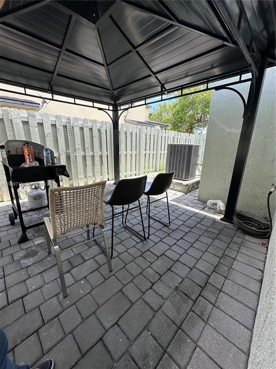 133 Southeast 28th Terrace, Unit 8 Homestead, FL 33033 - Photo 34 of 53