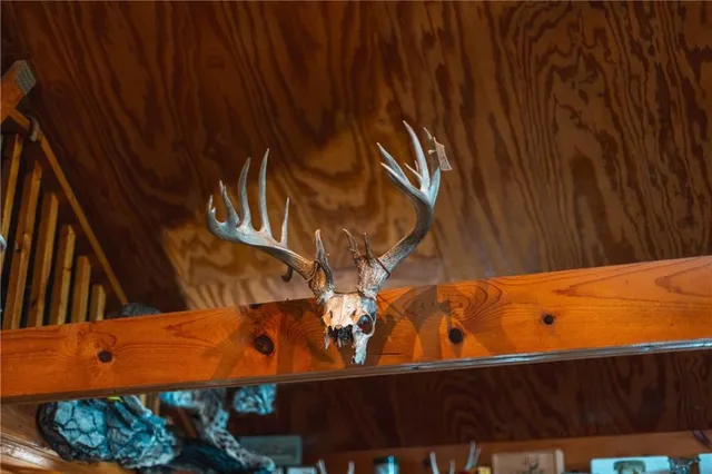 $834,600 | South Shawnee Heights Road, Quenemo, KS 66528