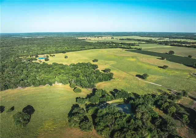 $834,600 | South Shawnee Heights Road, Quenemo, KS 66528