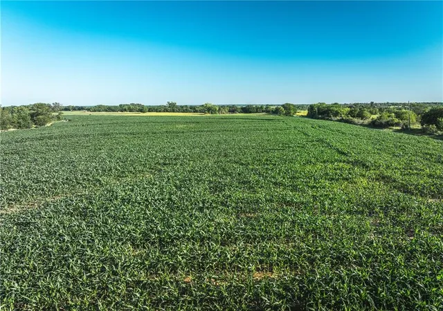 $834,600 | South Shawnee Heights Road, Quenemo, KS 66528