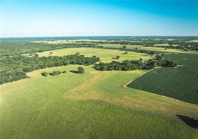 $834,600 | South Shawnee Heights Road, Quenemo, KS 66528