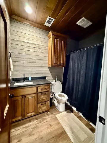 $4,500,000 | 6992 Blackhawk Acme Levee Road, Vidalia, LA 71373