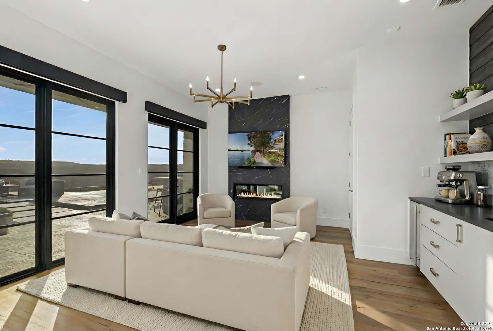 121 Greystone Point Boerne, TX 78006 - Photo 30 of 79