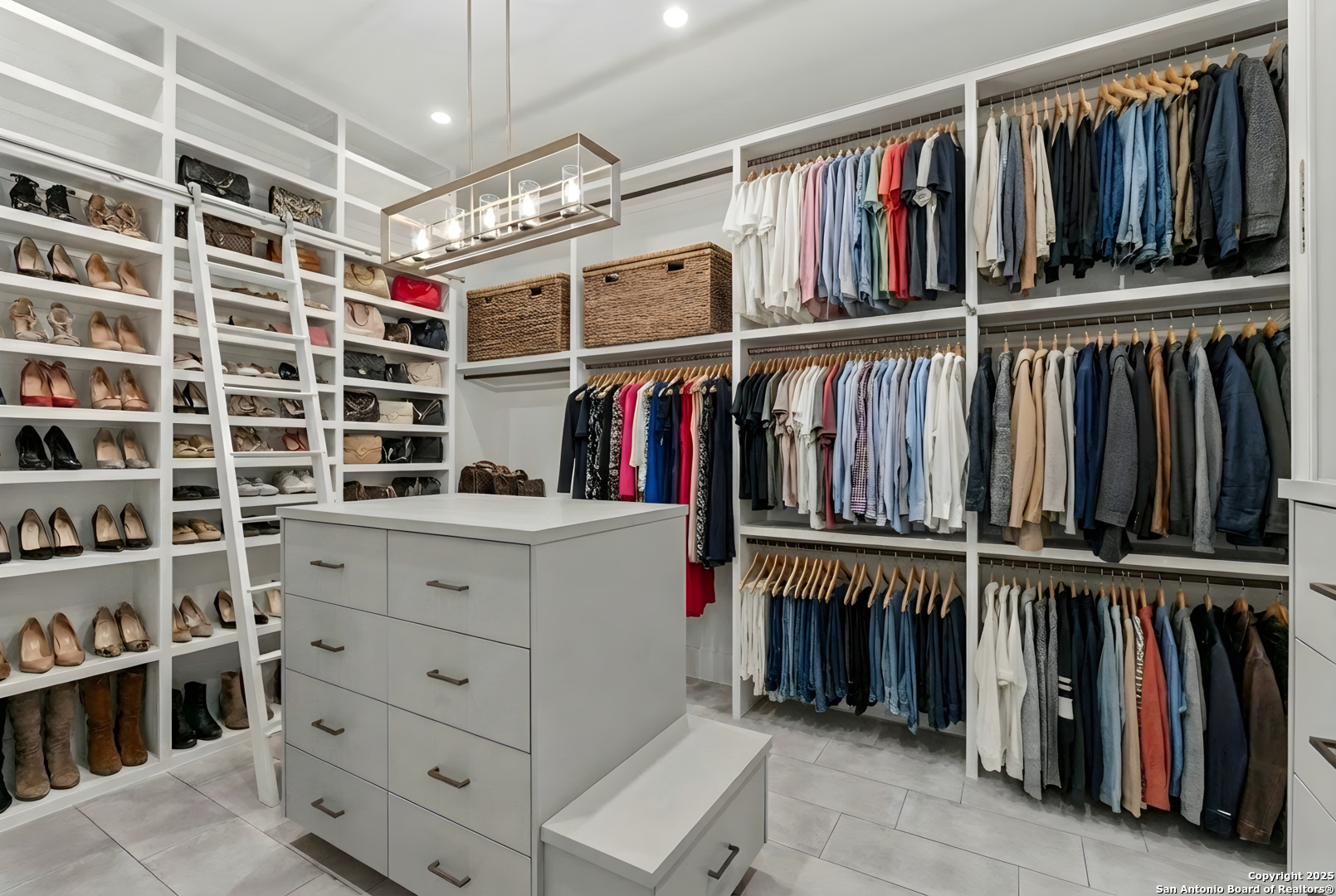 121 Greystone Point Boerne, TX 78006 - Photo 36 of 79