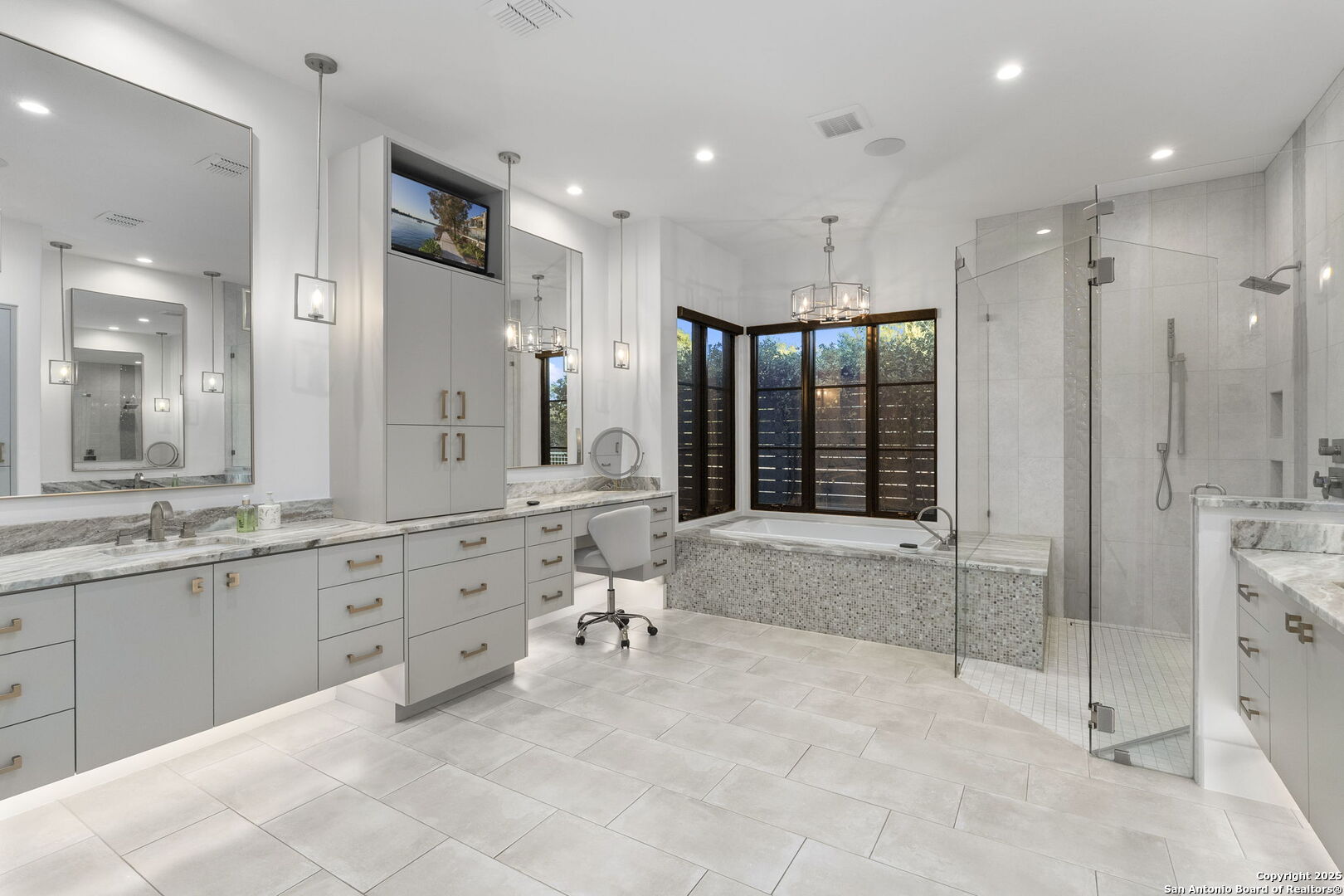 121 Greystone Point Boerne, TX 78006 - Photo 39 of 79