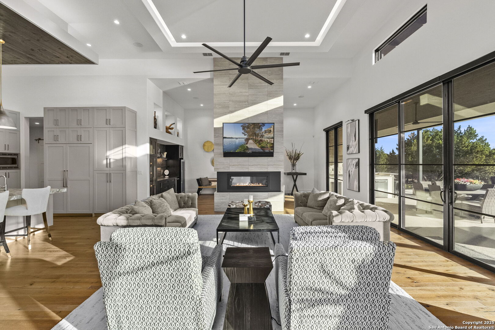 121 Greystone Point Boerne, TX 78006 - Photo 5 of 79