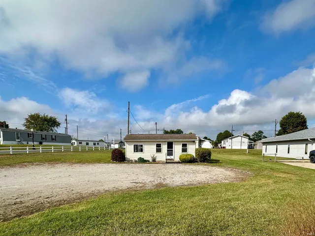 $99,900 | 914 South Detroit Street, Lagrange, IN 46761