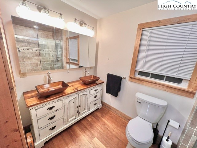 2141 Mt Jefferson Road West Jefferson, NC 28694 - Photo 22 of 35