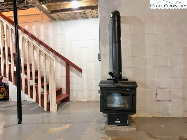 2141 Mt Jefferson Road West Jefferson, NC 28694 - Photo 23 of 35