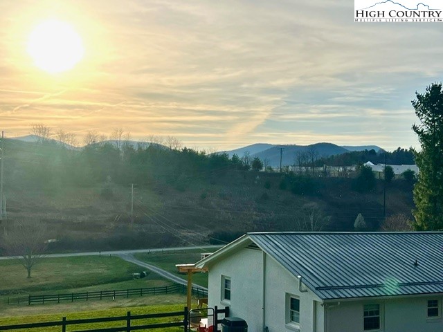 2141 Mt Jefferson Road West Jefferson, NC 28694 - Photo 24 of 35