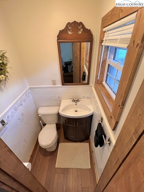 2141 Mt Jefferson Road West Jefferson, NC 28694 - Photo 34 of 35