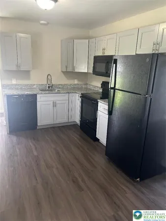 $1,800 | 858 North Van Buren Street, Allentown, PA 18109