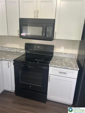 $1,800 | 858 North Van Buren Street, Allentown, PA 18109