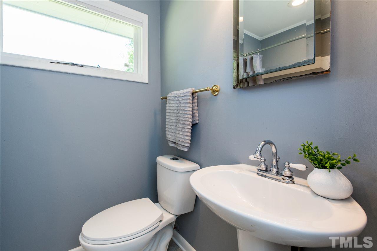 2700 Bromley Street Raleigh, NC 27610 - Photo 12 of 17