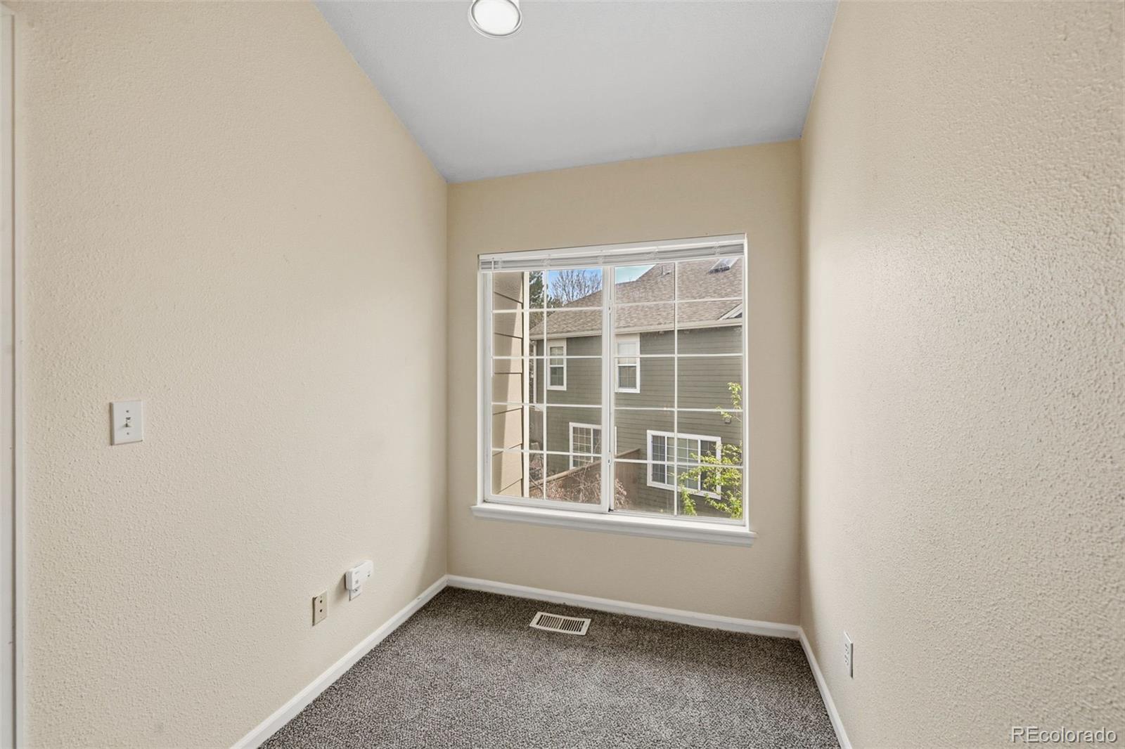1277 Carlyle Park Circle Highlands Ranch, CO 80129 - Photo 16 of 25