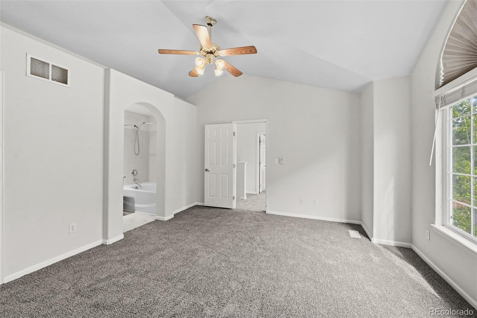1277 Carlyle Park Circle Highlands Ranch, CO 80129 - Photo 18 of 25