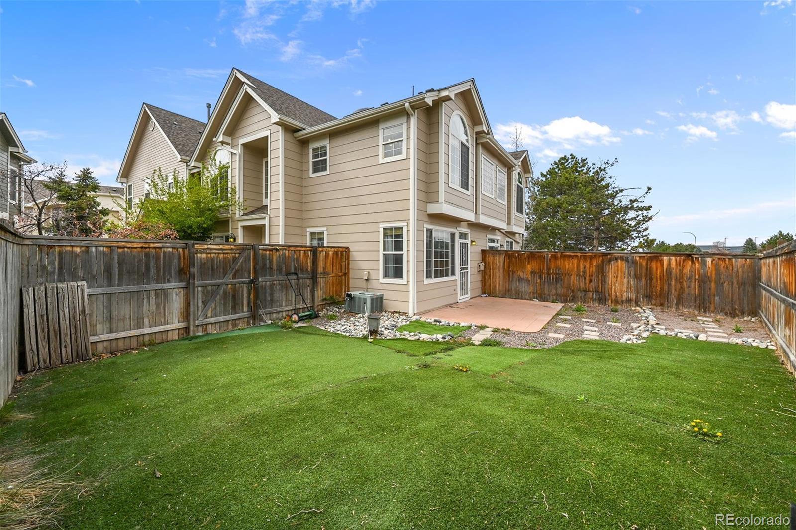 1277 Carlyle Park Circle Highlands Ranch, CO 80129 - Photo 6 of 25
