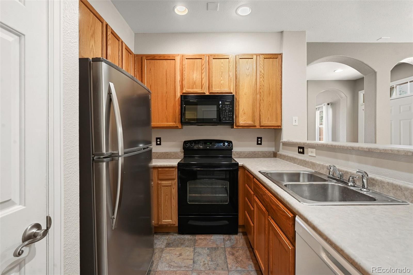 1277 Carlyle Park Circle Highlands Ranch, CO 80129 - Photo 10 of 25