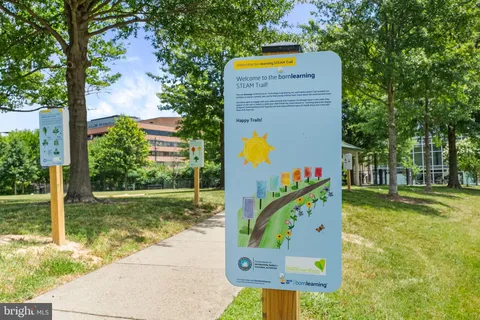 $820,000 | 521 North Washington Street, Unit 101, Alexandria, VA 22314