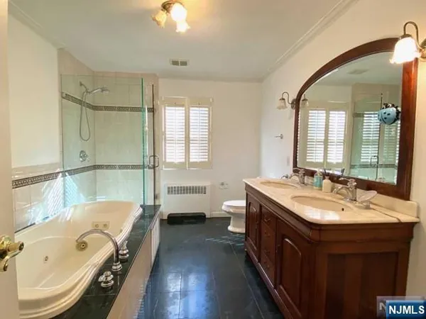 $4,800 | 330 Westview Avenue, Fort Lee, NJ 07024