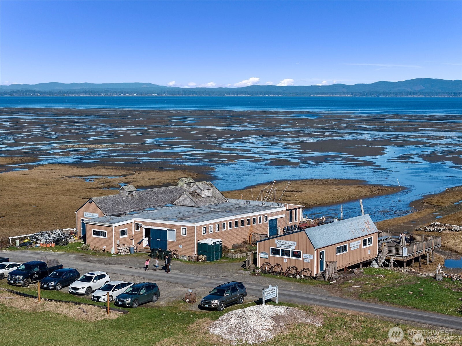 3212 Oysterville Road Oysterville, WA 98641 - Photo 8 of 12 an aerial view of a building with outdoor space