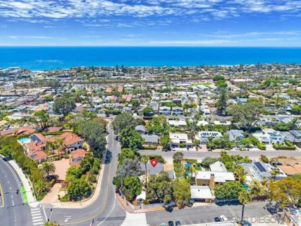 $3,650,000 | 308-10 Glenmont Drive, Solana Beach, CA 92075