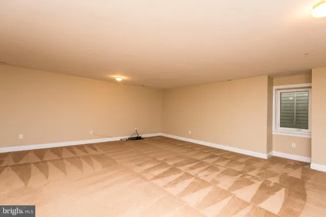 $3,200 | 3233 Meadow View Circle, Unit 155, Furlong, PA 18925