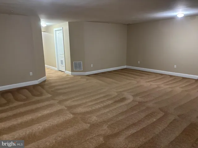 $3,200 | 3233 Meadow View Circle, Unit 155, Furlong, PA 18925