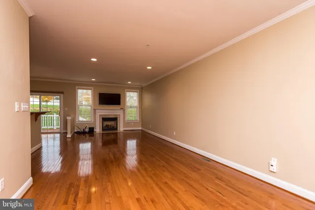 $3,200 | 3233 Meadow View Circle, Unit 155, Furlong, PA 18925